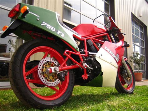 1987 Ducati 750 F1 Motozombdrivecom