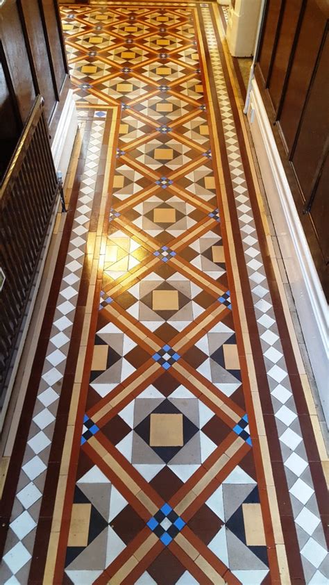 Restoring The Colour And Appearance Of A Victorian Tiled Hallway In