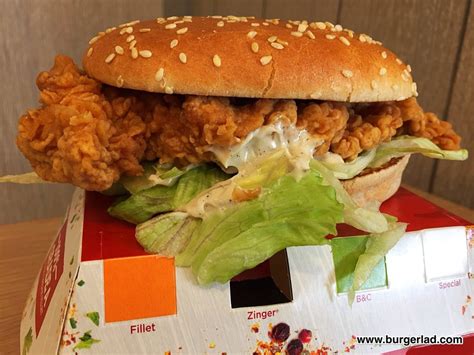Toate produsele kfc pot conține urme de substanțe alergene (lactoză, gluten, soia, ou, țelină, muștar, fructe cu coajă, alune, semințe de susan) ce provin. KFC Zinger Burger - Burger Lad®