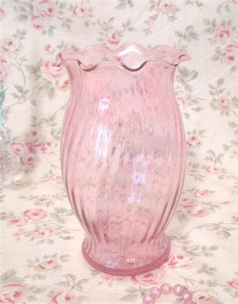 Vintage Pale Pink Glass Vase Ruffled Edge Shabby Cottage Chic Pink Glass Vase Mint Wedding