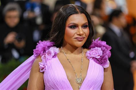 Mindy Kaling Rocks A Leg Slit And Plunging Neckline At The Met Gala So Chic