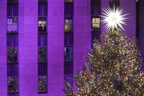 Sprucing Up Nyc Rockefeller Center Lights Christmas Tree