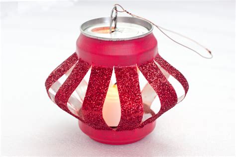 Make An Innovative Soda Can Lantern Diy Lanterns Soda Can Crafts