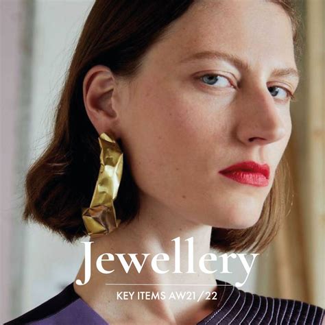 Autumnwinter 20212022 Womens Jewellery Trends Key Itemstiffany