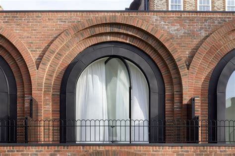 Monumental Brick Arches Outline London Houses By The Dhaus Company