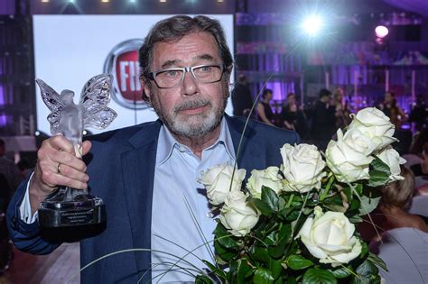 Album o znakomitym aktorze j.gajosie. Janusz Gajos - najcenniejsze gwiazdy polskiego show ...