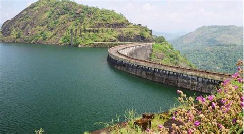 The water level in kerala's idukki dam further decreased on monday and now stands at 2397.94 feet even as parts of ernakulam and thrissur districts still remain submerged. With rising water levels, Kerala to open its high-capacity ...