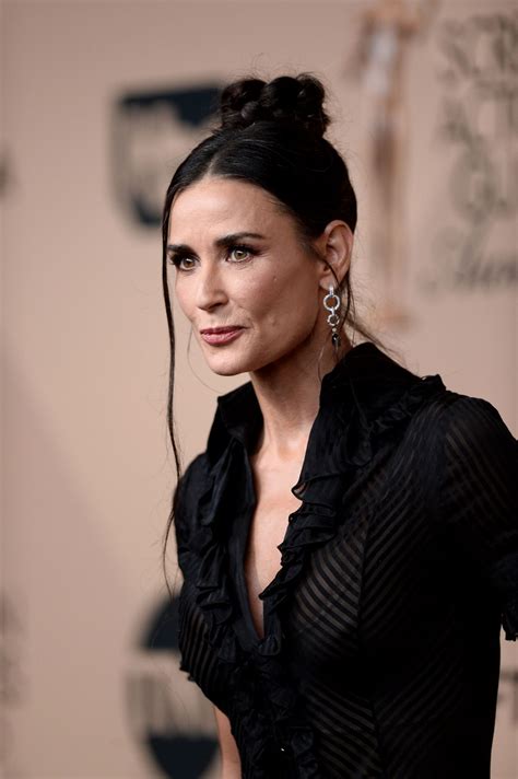 Demi Moore Sag Awards 2016 At Shrine Auditorium In Los Angeles