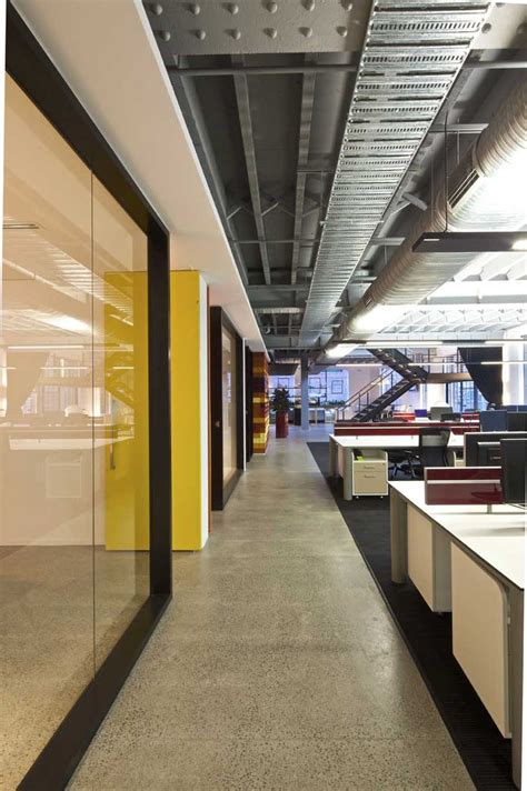 The Warm And Connected Offices Of Deepend Cool Office Space Look
