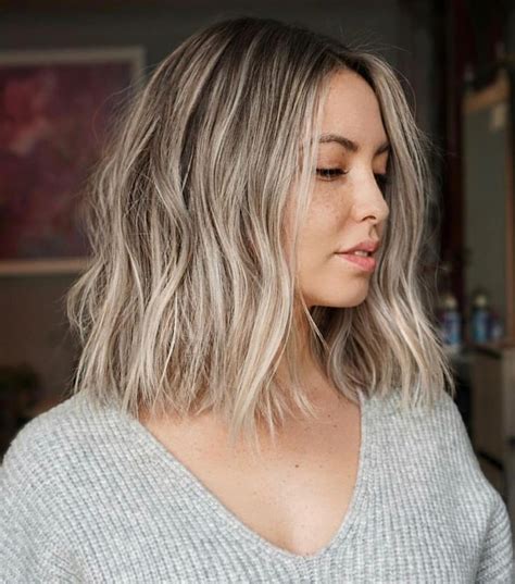 Pin By Nicole Hayley On Hair Inspo Shoulder Length Hair Blonde