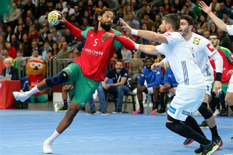 The algarve, portugal is home to fantastic weather, beaches, great food, fishing, surfing and great tax incentives. Andebol: Portugal e França na fase final do Europeu ...