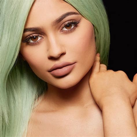 kylie jenner makeup line announces plan after massive success of lip kits hollywood life