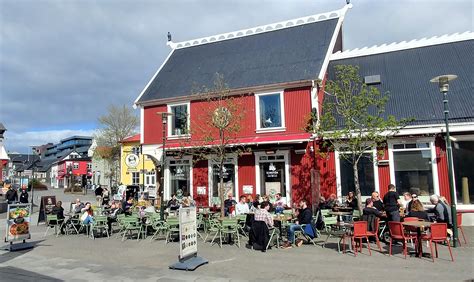 Food and drinks, bars and restaurants on Iceland - Besides the Obvious