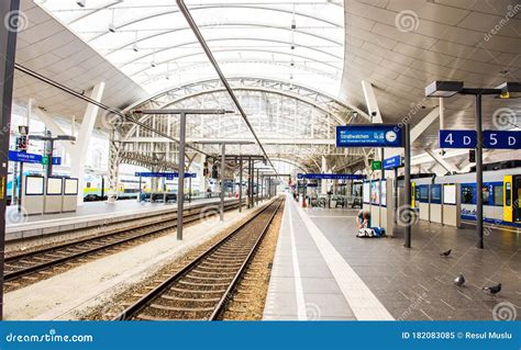 Salzburg Hauptbahnhof Train Station Editorial Image Image Of Travel