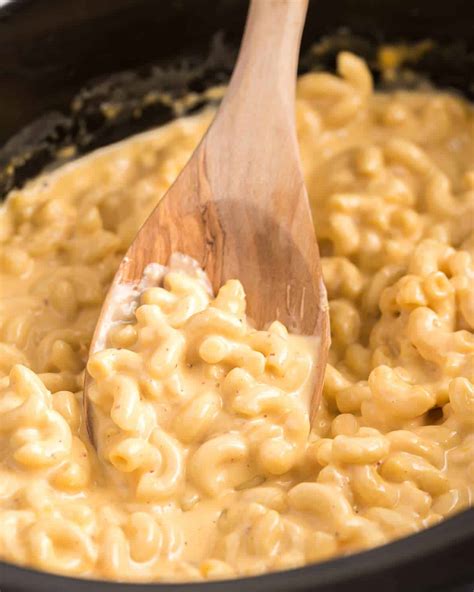 ultra creamy crockpot mac and cheese the chunky chef