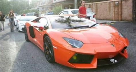 How lee chong wei train his son at own house 2019 hd private trainee with his sons, after few more years could be new world champion? LCW Badminton update: lee chong wei CAR collection.....