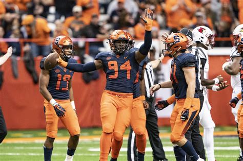 Why The Syracuse Orange Football Team Will Finish 6 6 In 2019 Troy Nunes Is An Absolute Magician