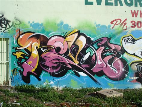 Miami Graffiti Graffiti Sample