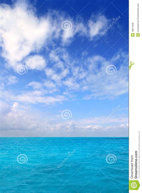 Caribbean Sea Horizon Blue Sky Clouds Mexico Royalty Free