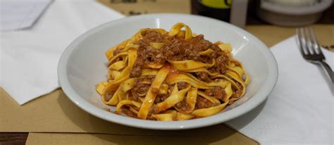 Tagliatelle al Ragù Alla Bolognese Authentic Recipe | TasteAtlas