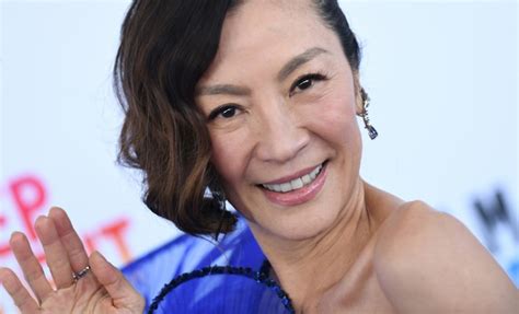 michelle yeoh makes history as first asian to win best actress oscar
