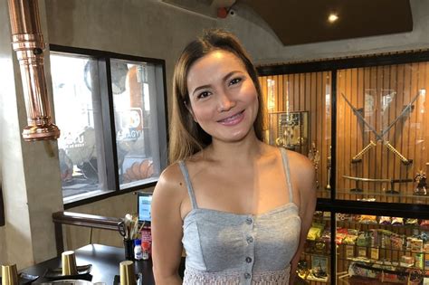 Sexbomb Mia Pangyarihan Ibinida Ang Bagong Restaurant Abs Cbn News