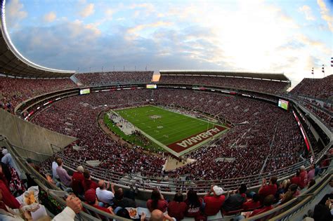 Ladd memorial stadium) is a stadium located in mobile, alabama. Alabama DB receives Player of the Week award