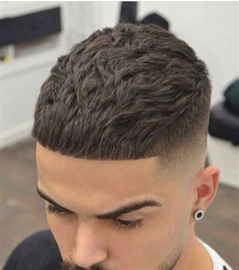 Discover which style is right for you and know what to ask for at the barber. Imagenes De Pelo Corto : Imagenes De Corte De Pelo Taper