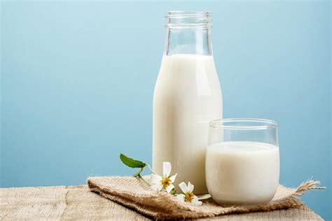 چرا باید شیر بخوریم؟