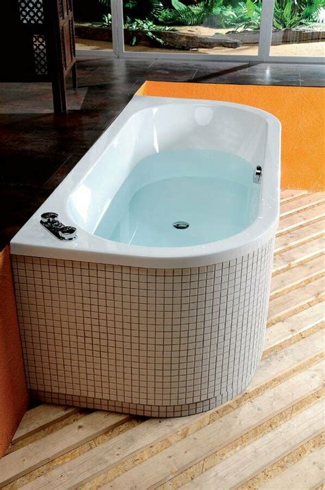 Moderne freistehende badewanne kaufen und neue atmosphäre genießen. Einbau-Badewanne asymmetrisch 175x80x47 cm, VIVA D Acryl 220 l weiß D-Form - Nord-Aqua