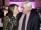 Megarührend! Neuer Bundespräsident Steinmeier dankt Ehefrau | Promiflash.de