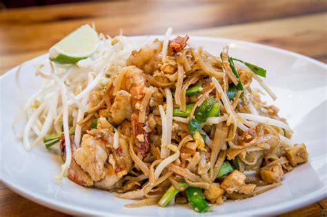 The Best Pad Thai In Toronto