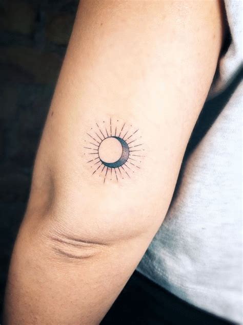 Pin By Elad Segal On Tattoo Designs Sun Tattoos Tattoos Sun Tattoo