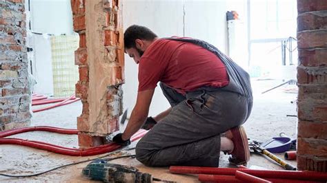 Things Nobody Tells You About Renovating An Old House