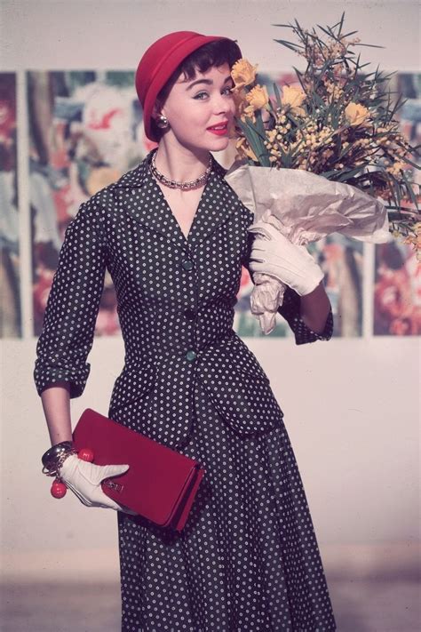 1950s Fashion Photos And Trends Fashion Trends From The 50s Womensfashiontrends 1950