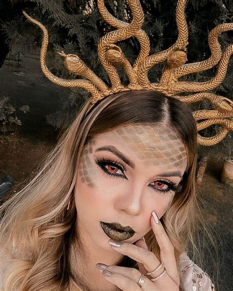 𝕻𝖎𝖓𝖙𝖊𝖗𝖊𝖘𝖙 𝕯𝖗3𝖆𝖒𝕯𝖔11 Halloween Costumes Makeup Medusa Halloween