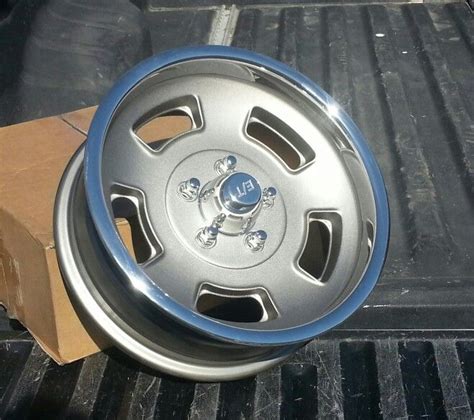 Et Mags New 15 X 5 12 Sprint In Cast Finish This Wheel Has A