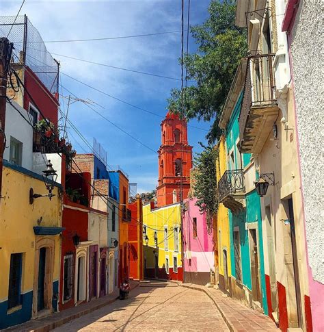 Callejón Del Potrero Guanajuato Capital Instagram Instagram Posts Road