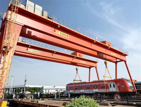 Weihua Gantry Crane For Launch Of The First Airport Urban Rail In South