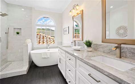 Cabinet sense has introduces new attractive style cabinets which are appealing large range of customers. Cabinet Sense