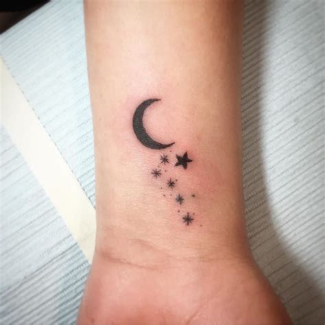 15 Moon And Star Tattoo Designs For Girl Visual Arts Ideas