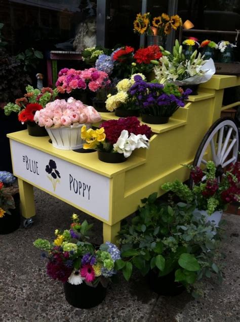 Maybe you would like to learn more about one of these? Pin by Fernando Z. on Garden Cart | Flower cart, Flowers ...