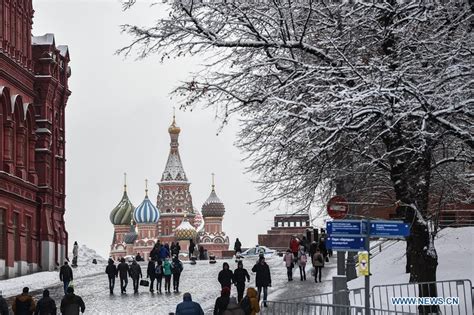 Snowfall Hits Moscow