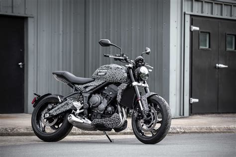 Triumph Revela Fotos Da Nova Moto Naked Em Fase Final De Testes Confira Mobilidade Estad O