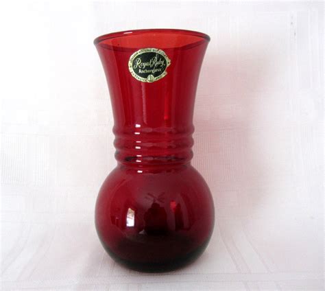 Royal Ruby Red Anchorglass Vase By Anchor Hocking By Magyarbeader