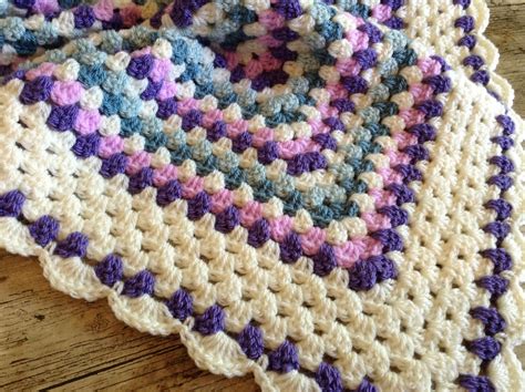 Lullaby Lodge How To Add A Simple Shell Border To A Granny Square Baby