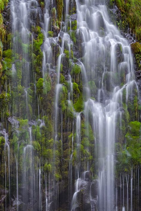 Expose Nature Magical Waterfall Hidden In Northern Ca Mossbrae Falls