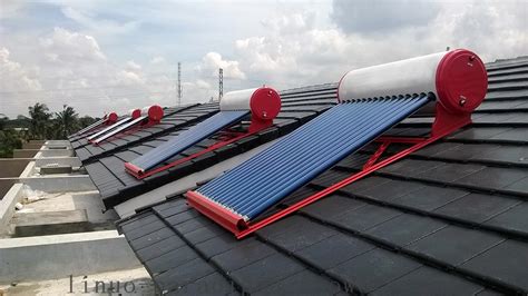 Non Pressurized Residential Solar Water Heater Pitched Roof
