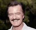 Robert Goulet Biography - Facts, Childhood, Family Life & Achievements