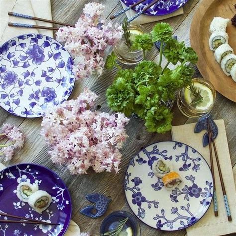 love the blue and white japanese garden plates at williams sonoma table place settings